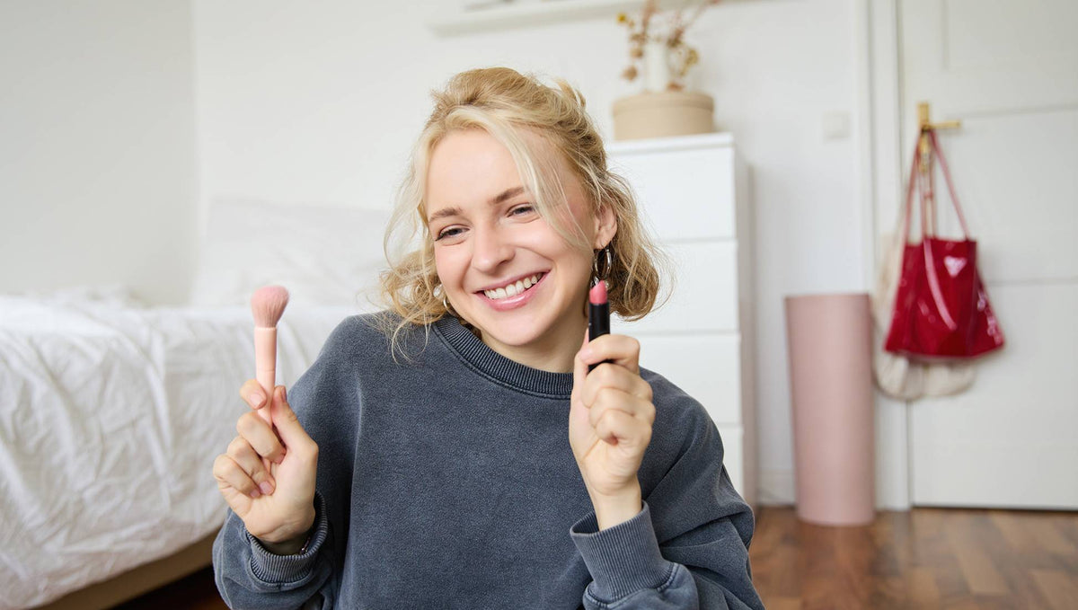 The Essential Guide to Makeup Brushes and Beauty Tools